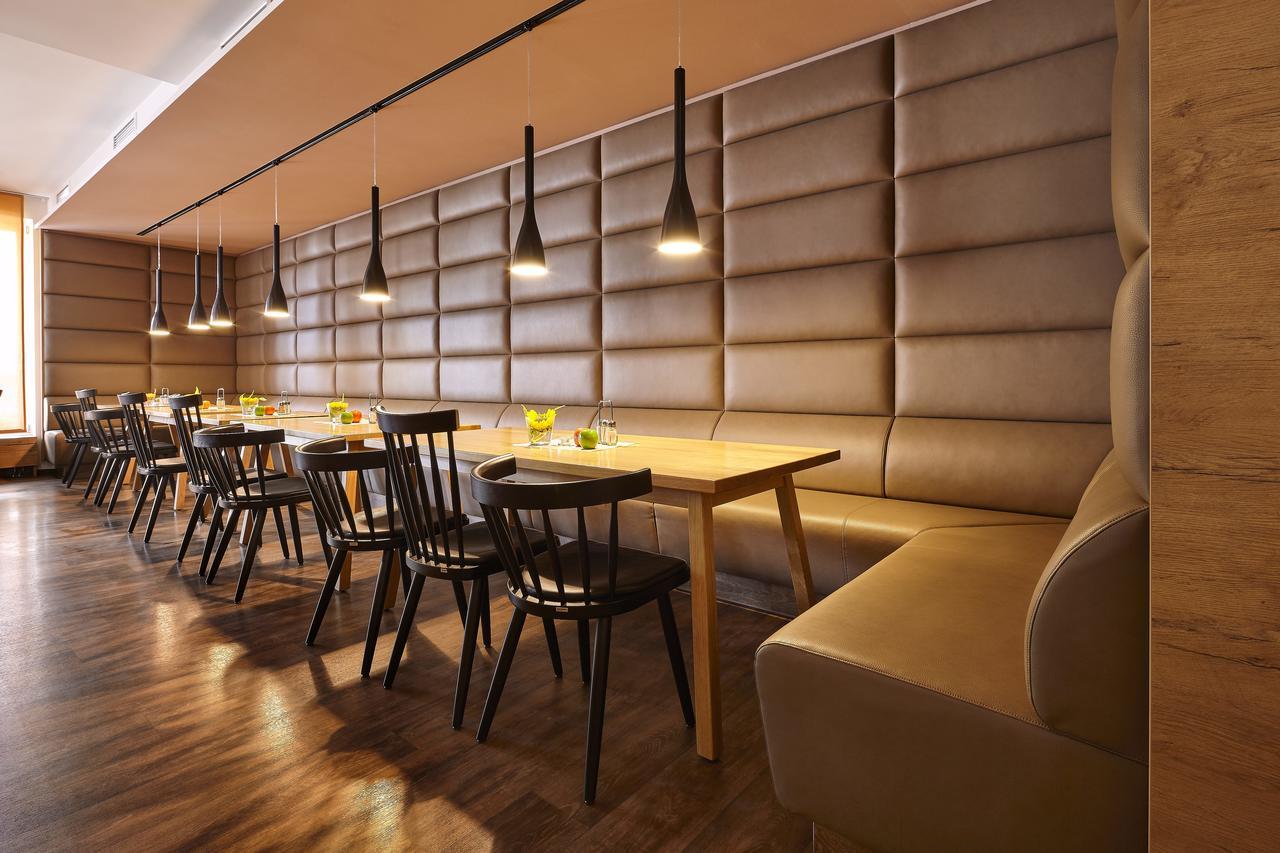 Hotel Goll Pforzheim-Niefern 외부 사진